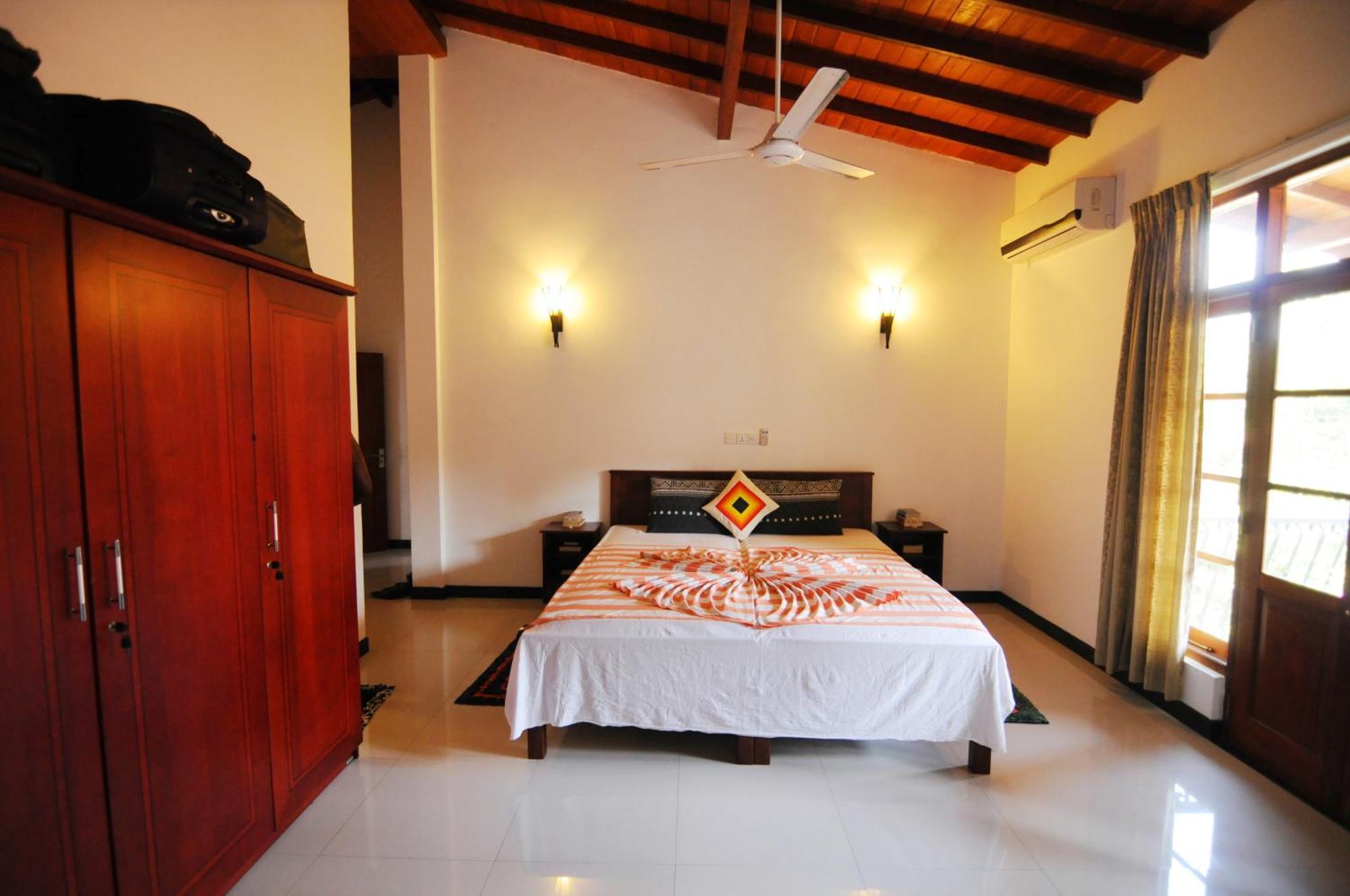 Park Lane Apartments Negombo Exterior photo