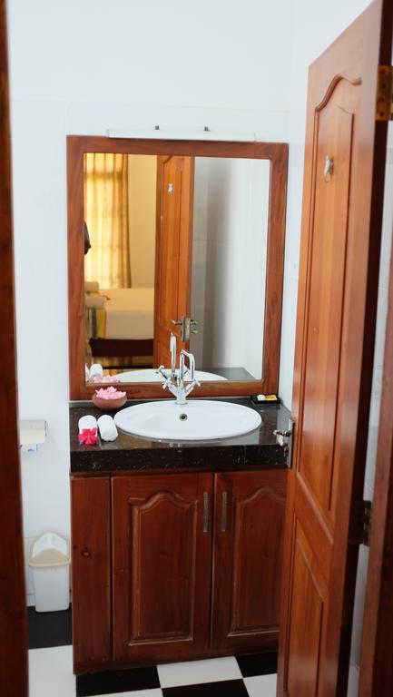 Park Lane Apartments Negombo Exterior photo